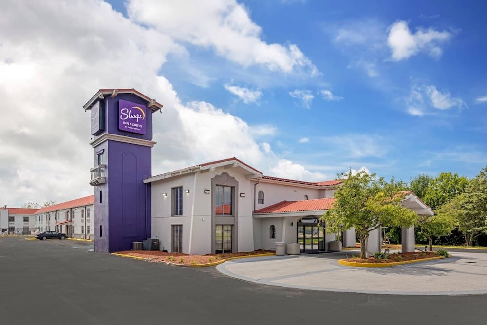 Sleep Inn & Suites Merrillville — hotel in Merrillville, Indiana