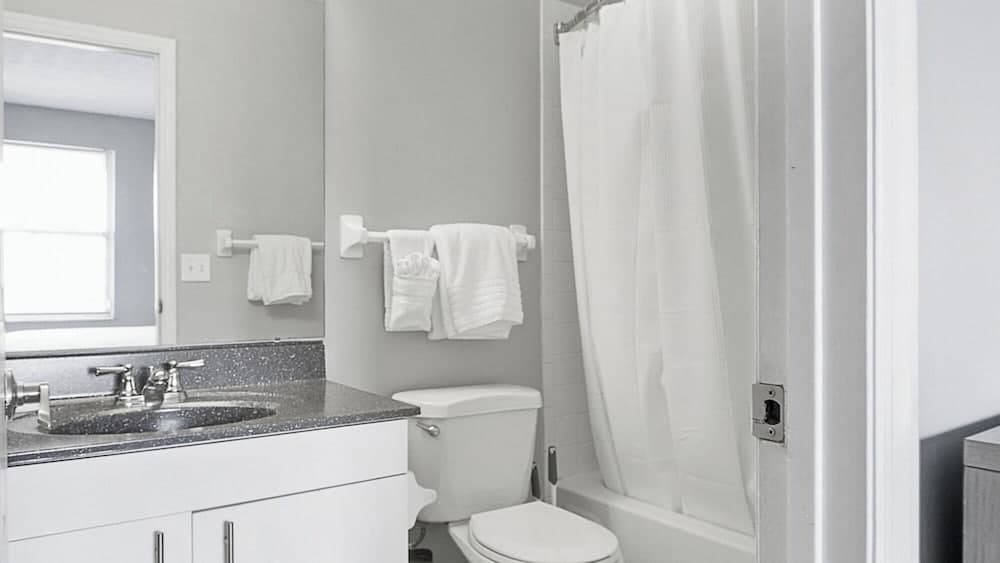 Landing Apartments Dayton interior in Dayton, OH — gallery photo 2