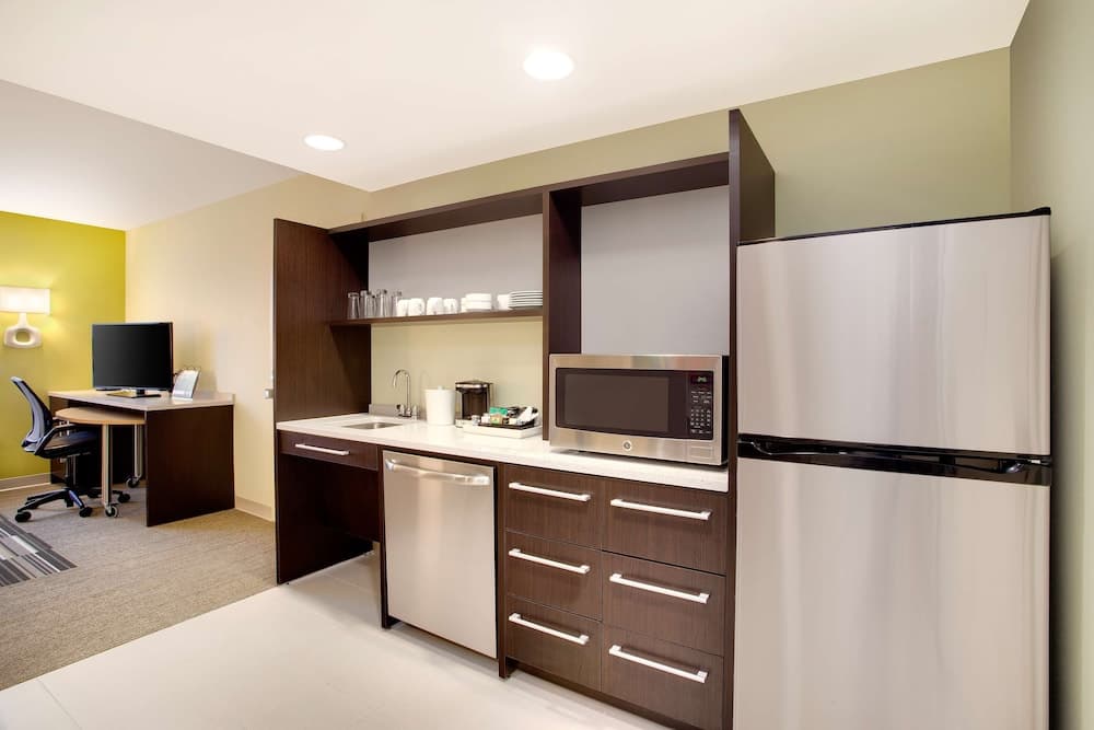 Home2 Suites by Hilton Chicago/Schaumburg, IL property views in Schaumburg, IL — gallery photo 3