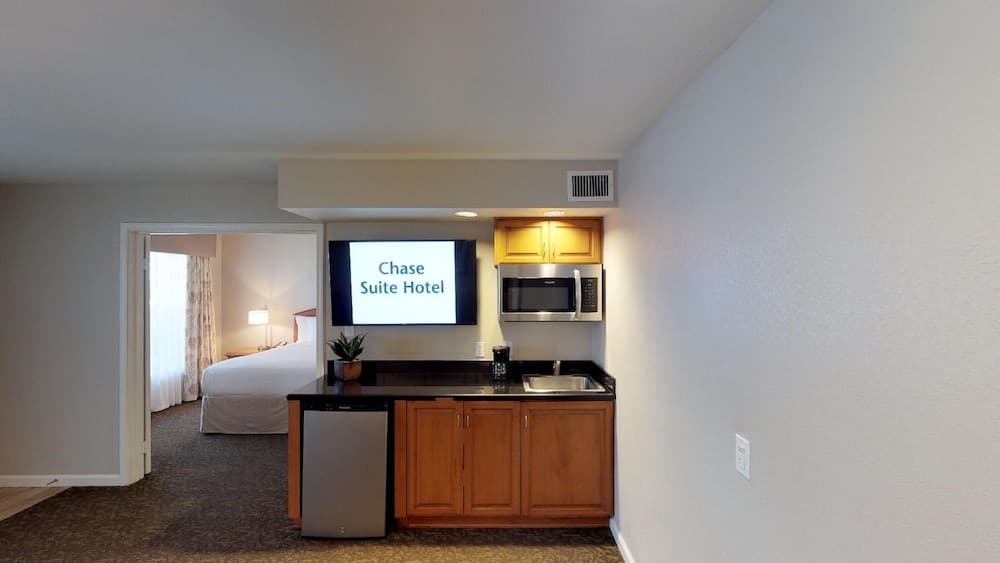 Chase Suites Brea-Fullerton - North Orange County gallery photo in Brea, CA — image 24