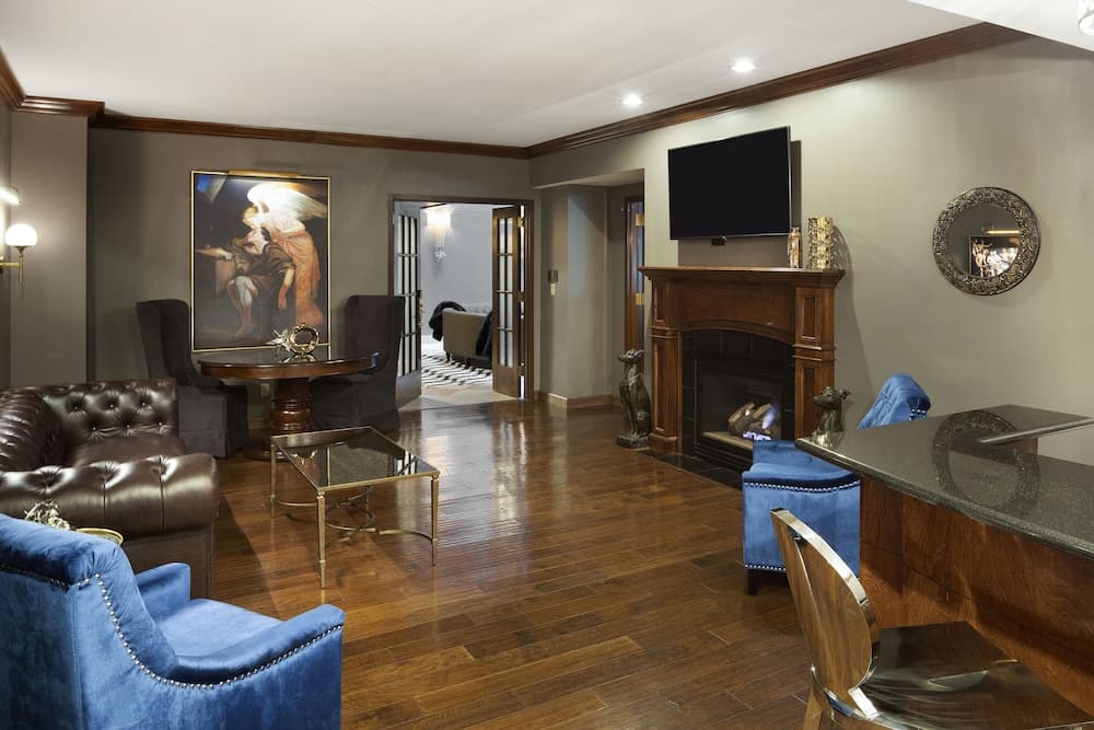 Des Lux Hotel gallery photo in Des Moines, IA — image 28