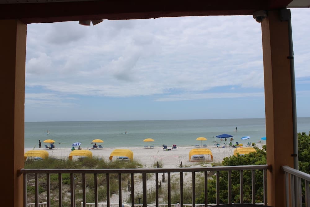 Schooner Hotel — hotel in Madeira Beach, Florida