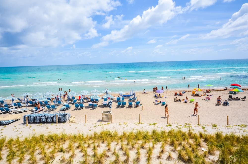 HYDE BEACH PRIVATE SUITES featured exterior or lobby in Hollywood, FL — similar hotel
