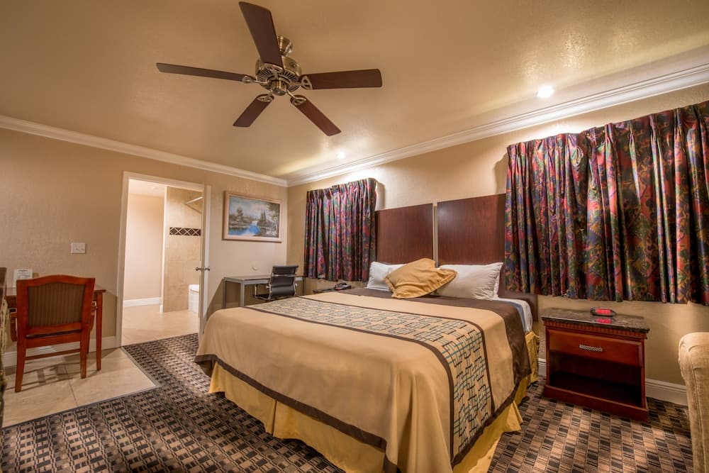 Edgewater Inn Reedley gallery photo in Reedley, CA — image 25