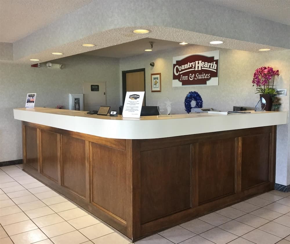 Capital O Amerihost Inn and Suites Fulton Hwy 54 MO property views in Fulton, MO — gallery photo 3