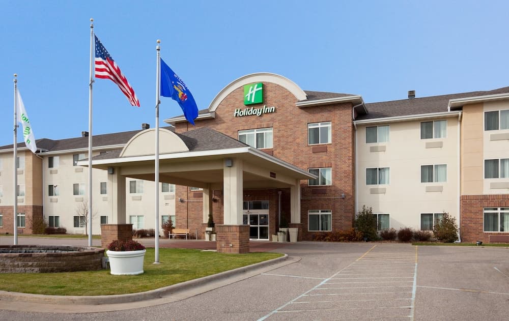 Holiday Inn & Conference Center Marshfield by IHG featured exterior or lobby in Marshfield, WI — similar hotel