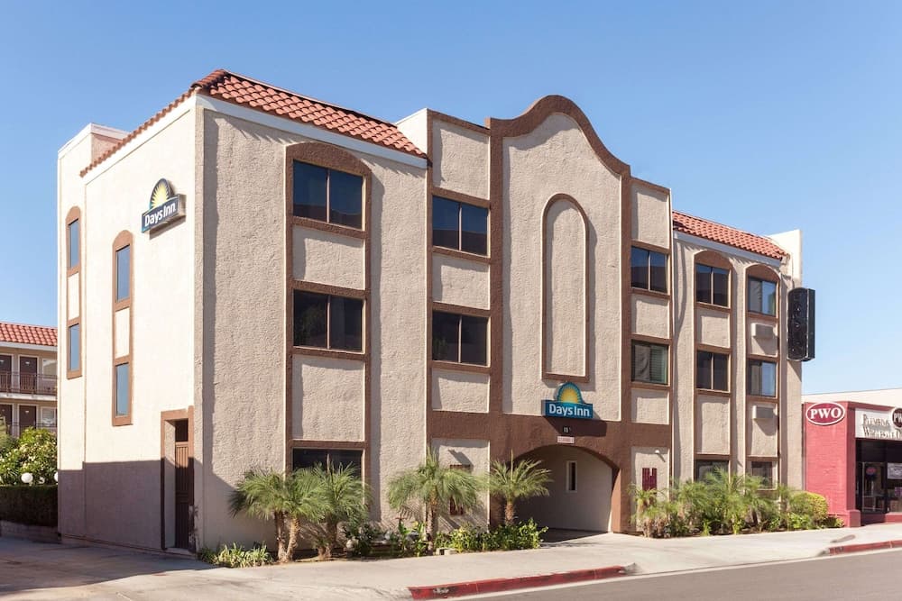 Days Inn by Wyndham Alhambra CA featured exterior or lobby in Alhambra, CA — similar hotel