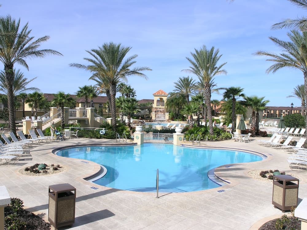 Villas At Regal Palms interior in Davenport, FL — gallery photo 2