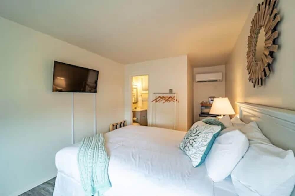 Ocean Glass Inn gallery photo in Rehoboth Beach, DE — image 61