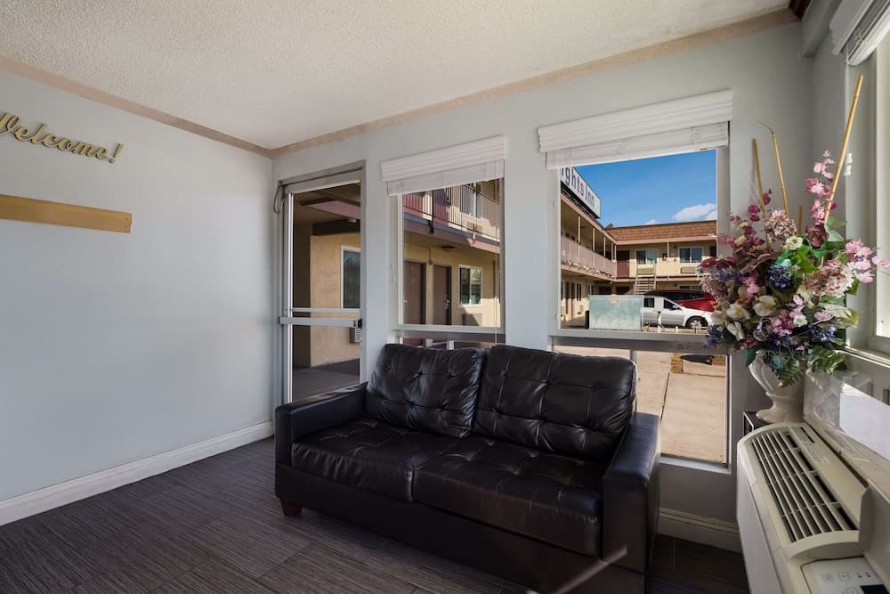 Rodeway Inn San Bernardino - Colton gallery photo in San Bernardino, CA — image 15