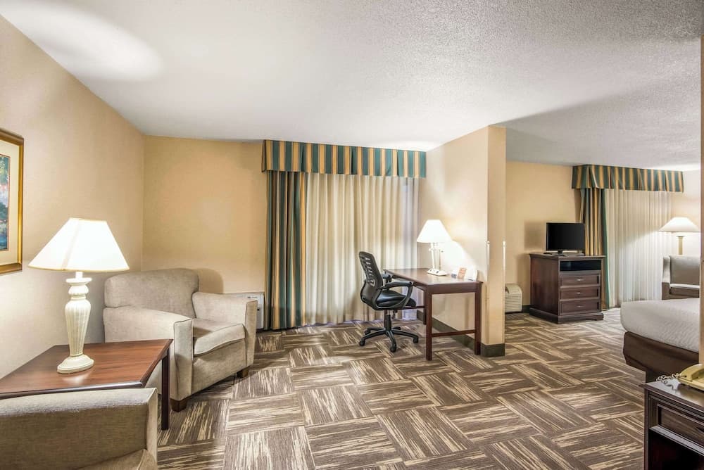 Clarion Inn Grand Junction gallery photo in Grand Junction, CO — image 52