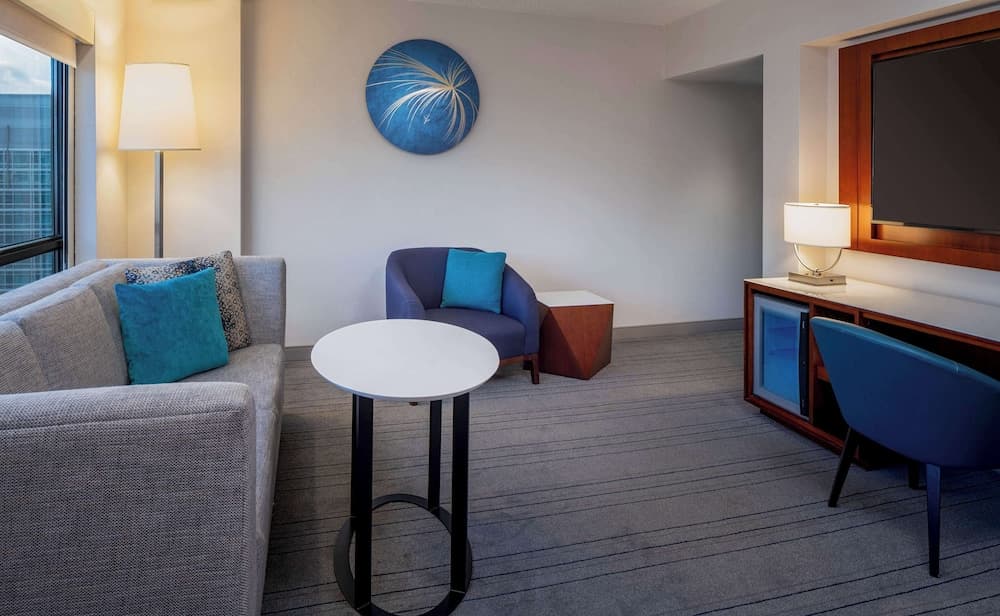 Hyatt Regency Crystal City interior in Arlington, VA — gallery photo 2