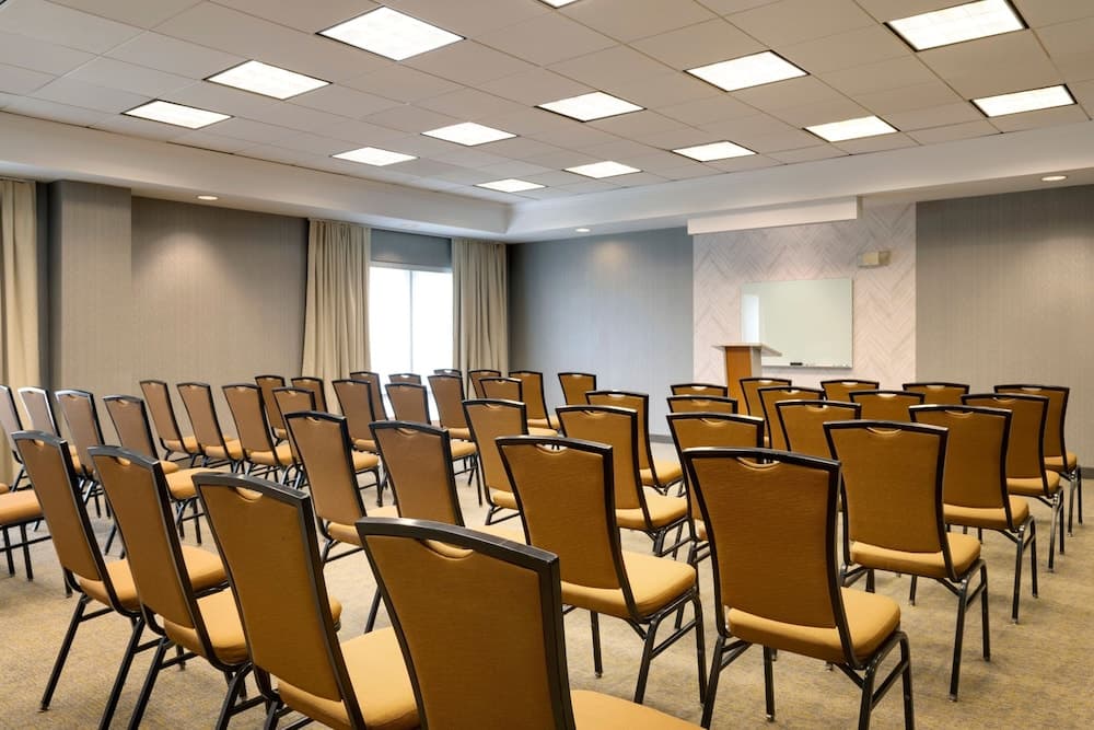 SpringHill Suites by Marriott Newark Liberty International gallery photo in Newark, NJ — image 27