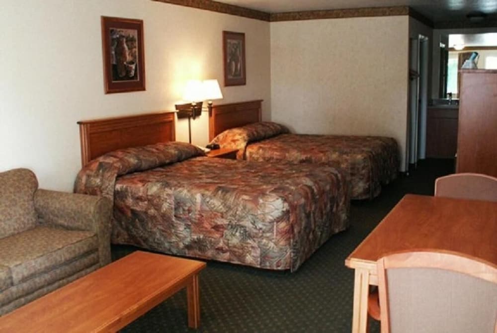White River Inn featured exterior or lobby in Meeker, CO — similar hotel
