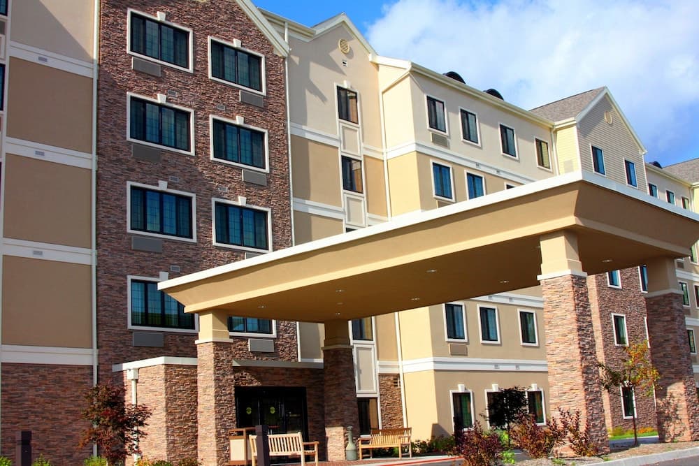 Staybridge Suites Liverpool Syra by IHG — hotel in Liverpool, New York