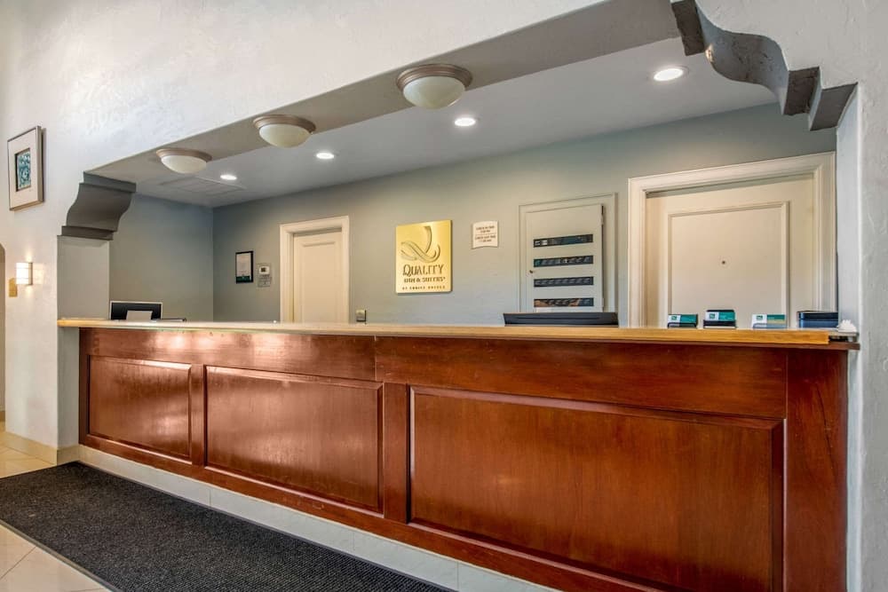 Quality Inn & Suites Jacksonville-Baymeadows property views in Jacksonville, FL — gallery photo 3