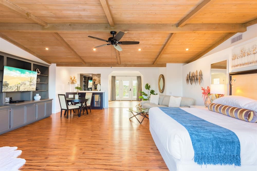 Villa Inn-Adult Only- Temecula Wine Country property views in Temecula, CA — gallery photo 3