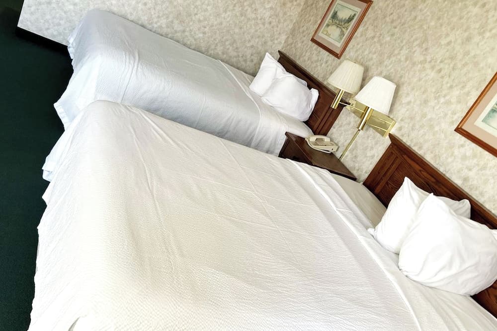 Blue Way Inn & Suites La Crosse gallery photo in La Crosse, WI — image 5