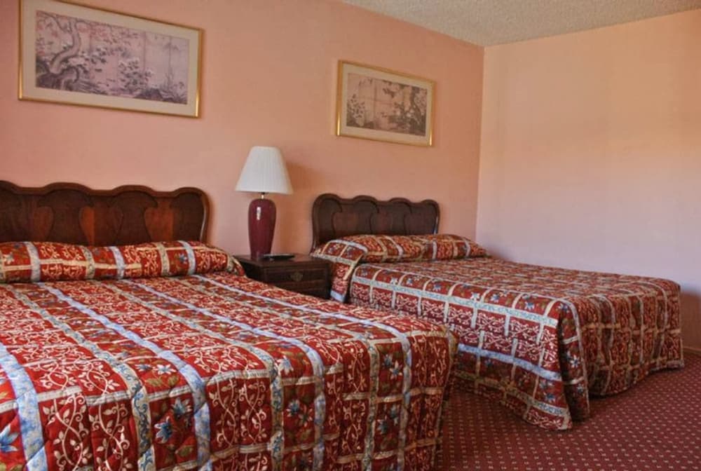 Royal Century Hotel interior in Inglewood, CA — gallery photo 2