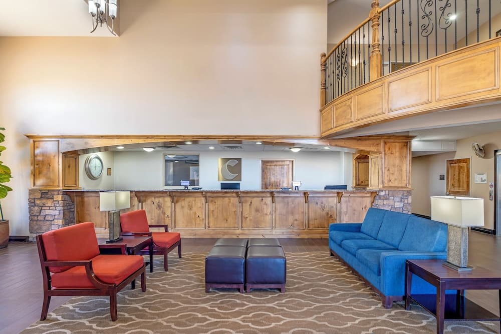 Comfort Inn at Convention Center interior in St. George, UT — gallery photo 2