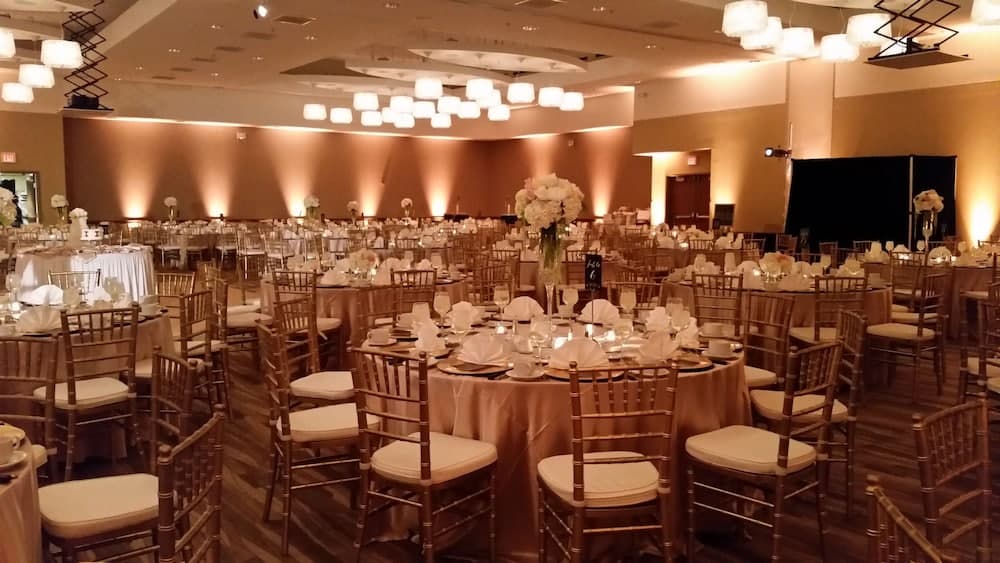 I Hotel And Illinois Conference Center interior in Champaign, IL — gallery photo 2
