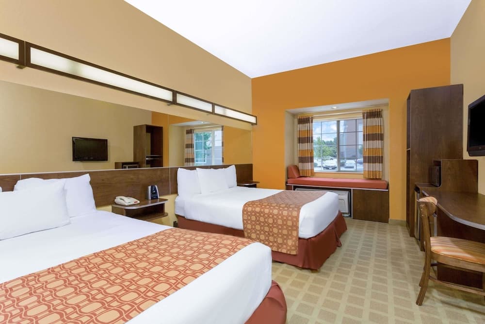 Microtel Inn & Suites by Wyndham Greenville/University Medic gallery photo in Greenville, NC — image 22