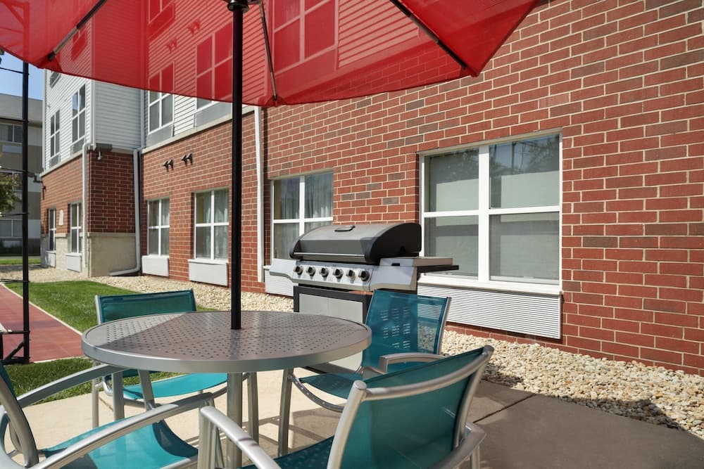 TownePlace Suites Chicago Naperville gallery photo in Naperville, IL — image 4