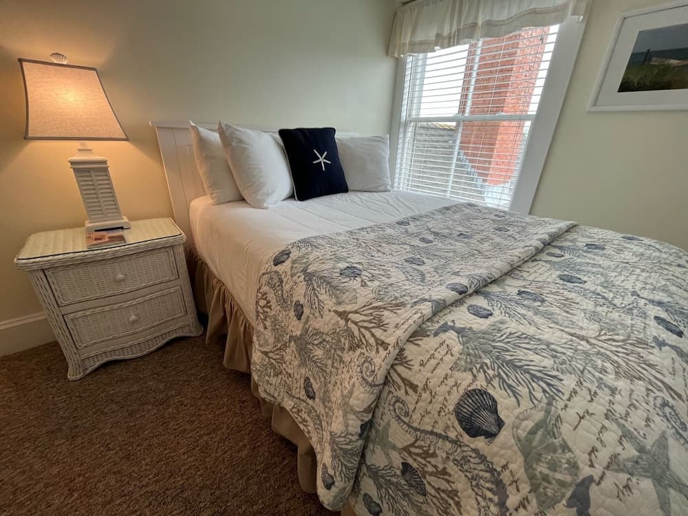 Beach Breeze Inn gallery photo in Falmouth, MA — image 34