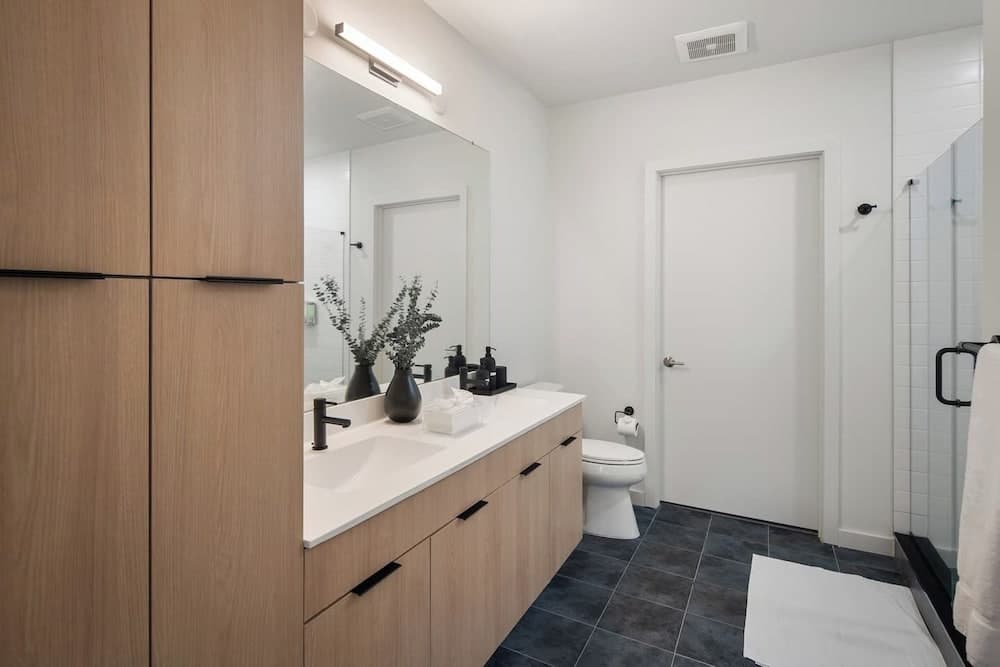 Luxury Furnished Apartments by Hyatus Downtown at Yale gallery photo in New Haven, CT — image 116