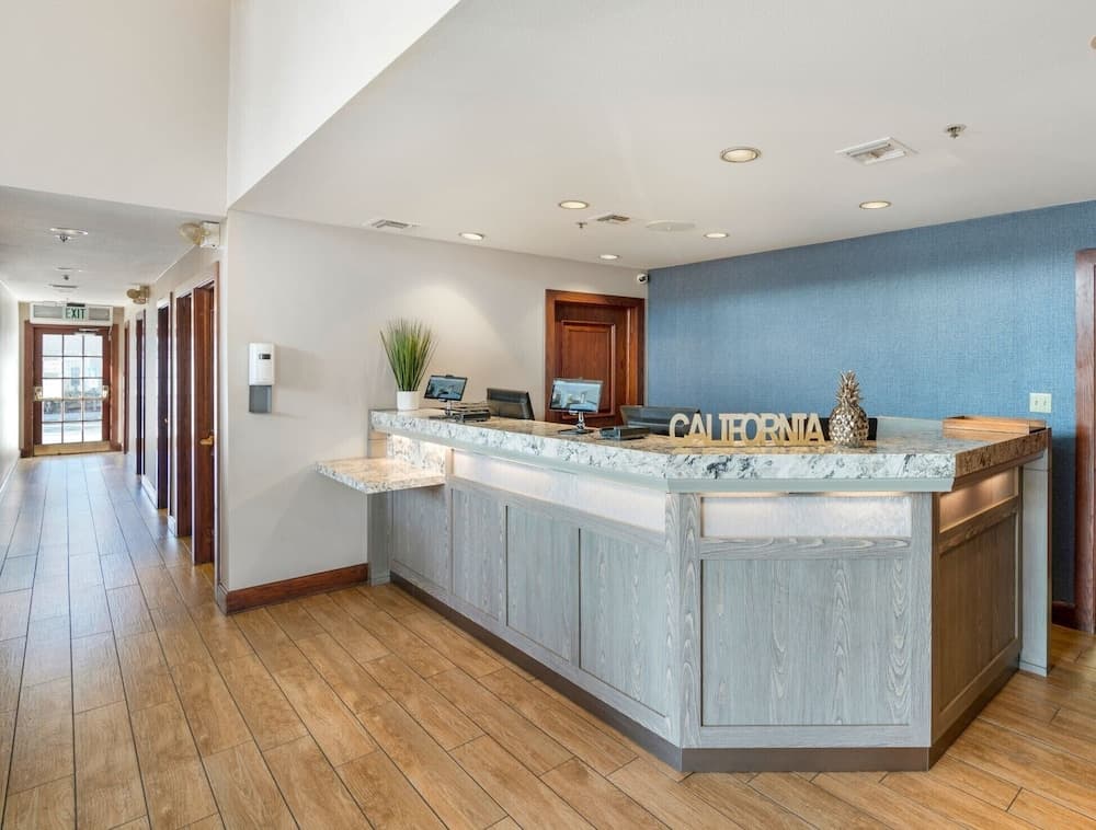Chase Suites Hotel Brea-Fullerton — hotel in Brea, California