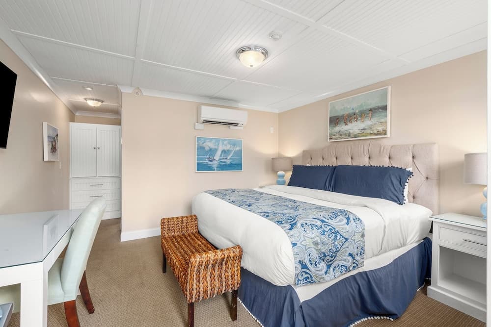 Guest House Suites property views in Salisbury — gallery photo 3