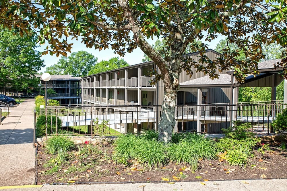 Barren River Lake State Resort Park featured exterior or lobby in Lucas — similar hotel