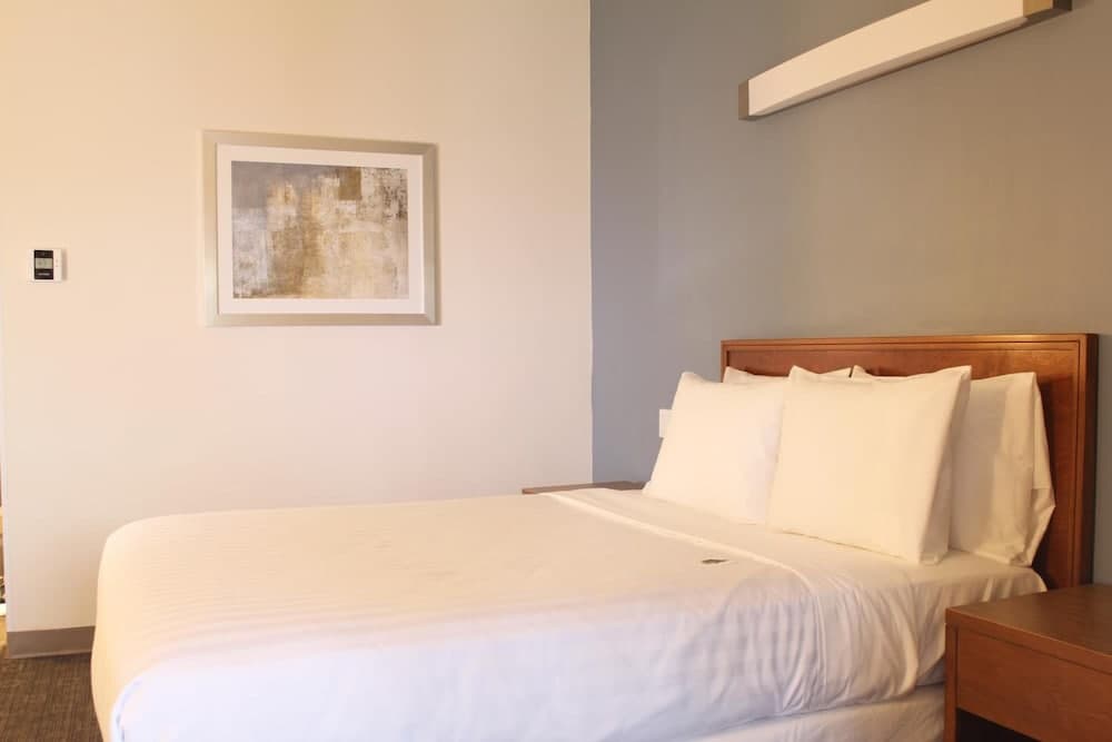 Good Nite Inn - Redwood City property views in Redwood City, CA — gallery photo 3