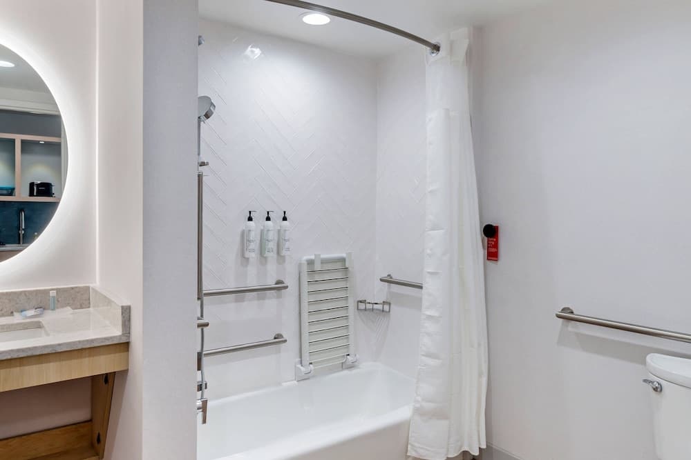 Towneplace Suites By Marriott Richmond Colonial Heights property views in Colonial Heights, VA — gallery photo 3