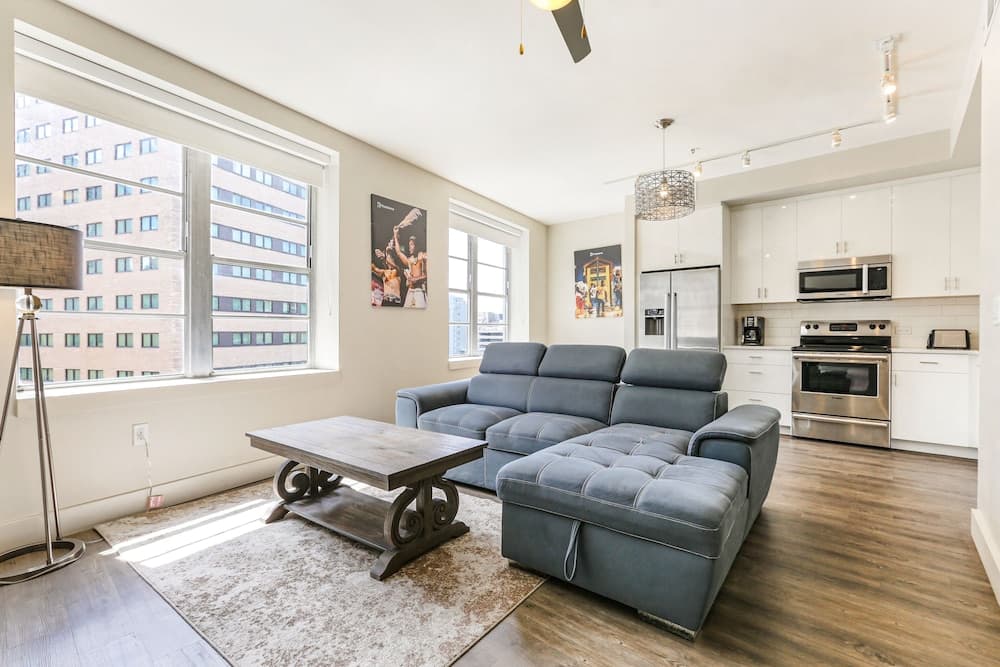 Pet-Friendly Oasis Close to French Quarter interior in New Orleans, LA — gallery photo 2