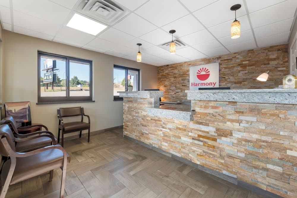 Harmony Inn property views in New Ulm, MN — gallery photo 3