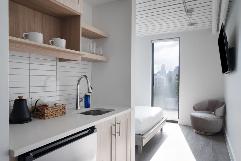 Studio Haus East 6th Austin by Kasa property views in Austin, TX — gallery photo 3