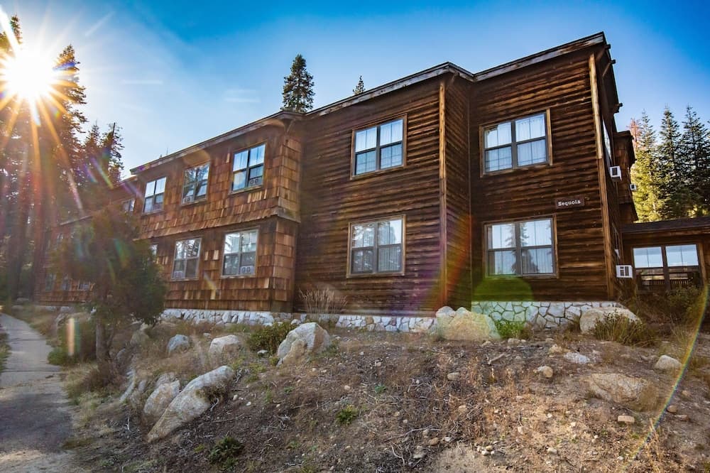 Wuksachi Lodge gallery photo in Sequoia National Park, CA — image 10