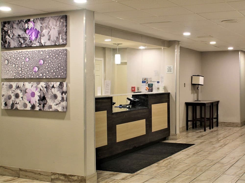 Sleep Inn Indianapolis East property views in Indianapolis, IN — gallery photo 3