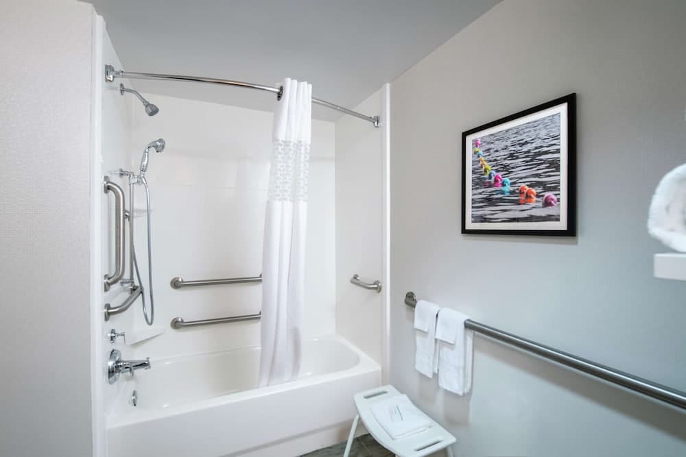 Hampton Inn Gainesville gallery photo in Gainesville, GA — image 13