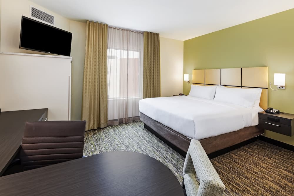Candlewood Suites Lenexa - Overland Park Area by IHG interior in Lenexa, KS — gallery photo 2