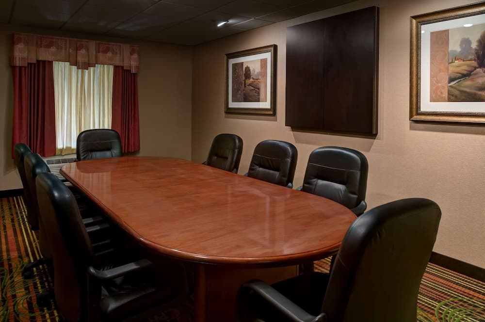 Hampton Inn Chambersburg gallery photo in Chambersburg, PA — image 8