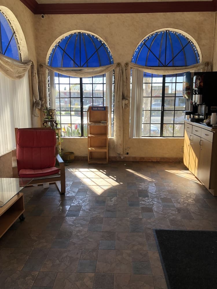 Travelers Inn featured exterior or lobby in Lawndale, CA — similar hotel