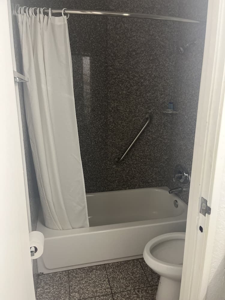 Ocotillo Apartments & Hotel gallery photo in Phoenix, AZ — image 11