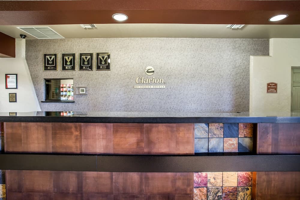 Clarion Inn Grand Junction interior in Grand Junction, CO — gallery photo 2