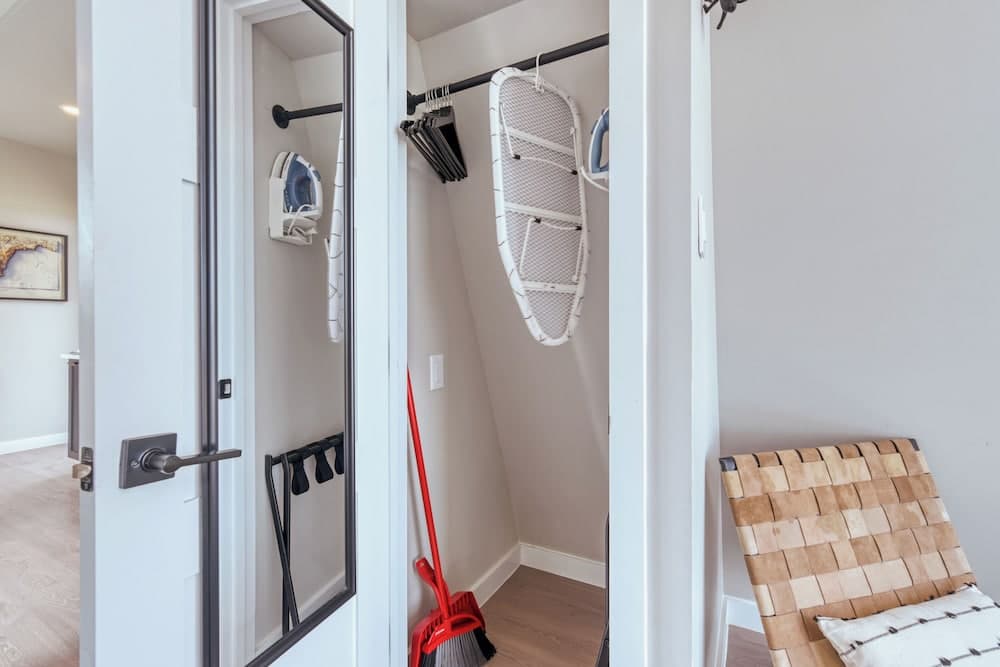 Stardust Big Bend Luxury A-Frames interior in Terlingua, TX — gallery photo 2