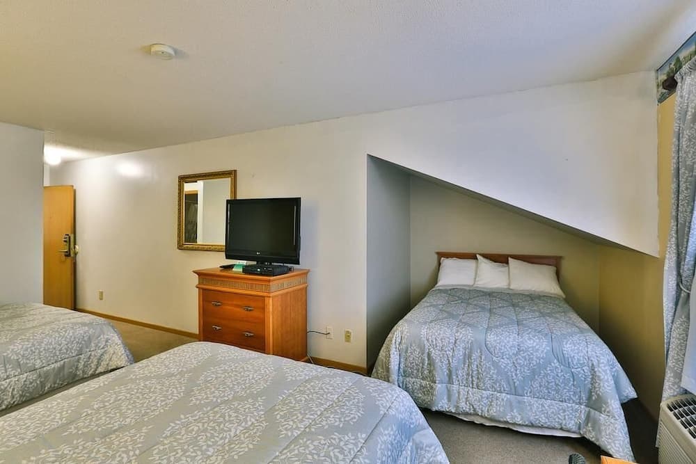 Amerivu Inn And Suites New Richmond gallery photo in New Richmond, WI — image 32