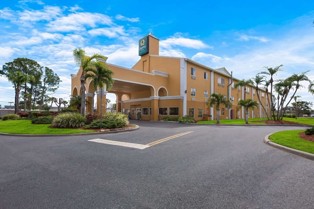 Quality Inn - Near Serenoa Golf Club featured exterior or lobby in Sarasota, FL — similar hotel