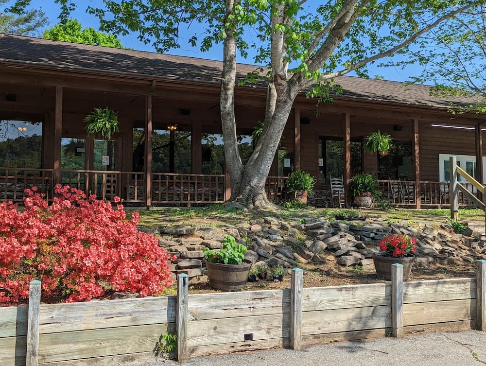Arrowhead Resort featured exterior or lobby in Spring City, TN — similar hotel