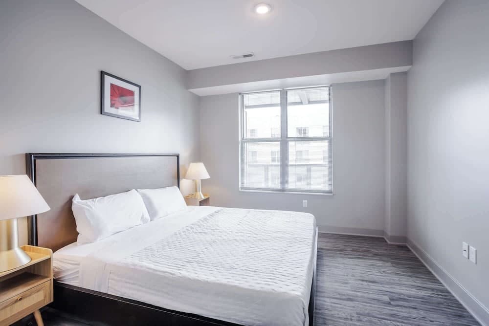 CozySuites - Current at the Banks interior in Cincinnati, OH — gallery photo 2